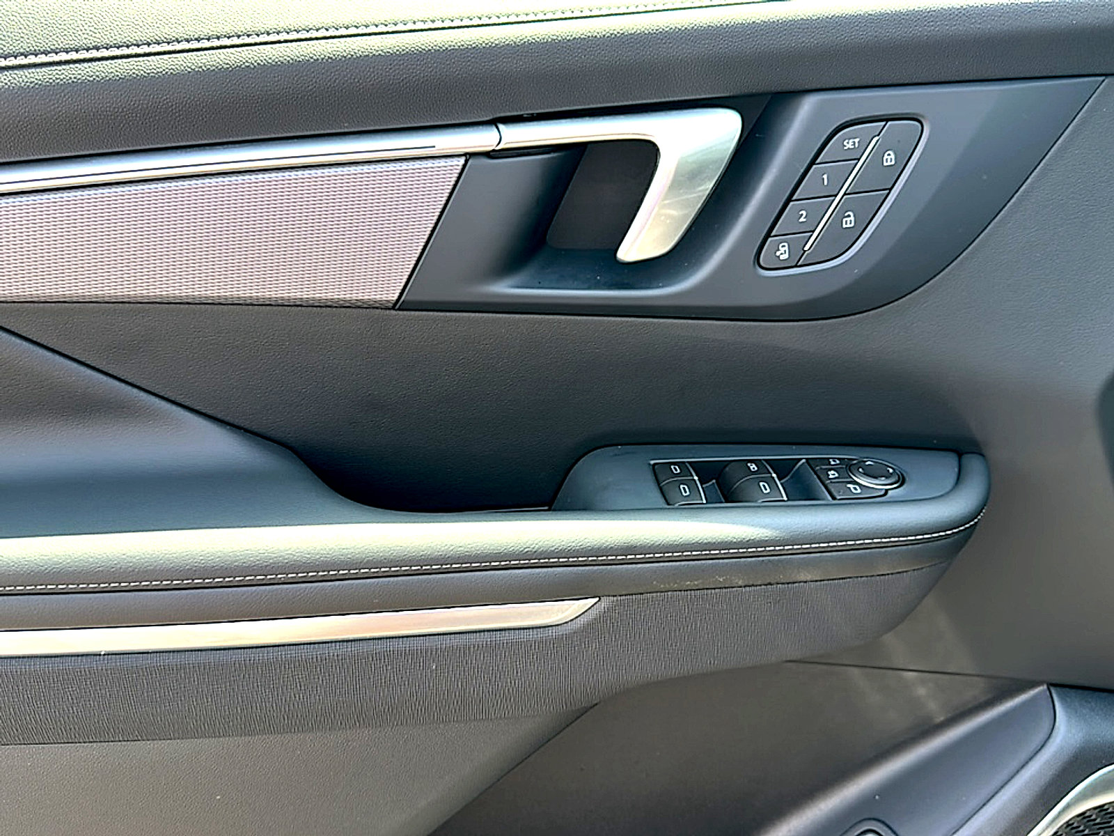 New 2026 Buick Enclave Sport Touring w/ Super Cruise Package FWD image 14