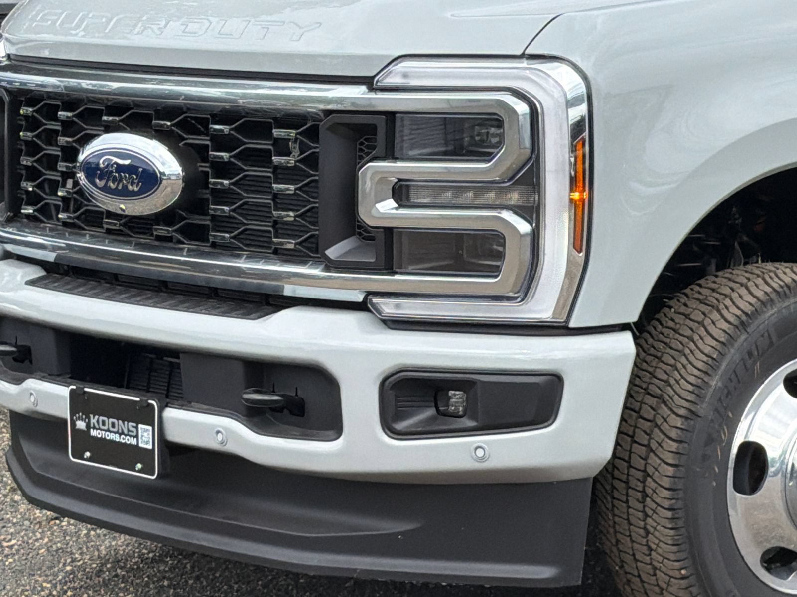 New 2026 Ford F350 Platinum AWD/4WD image 2