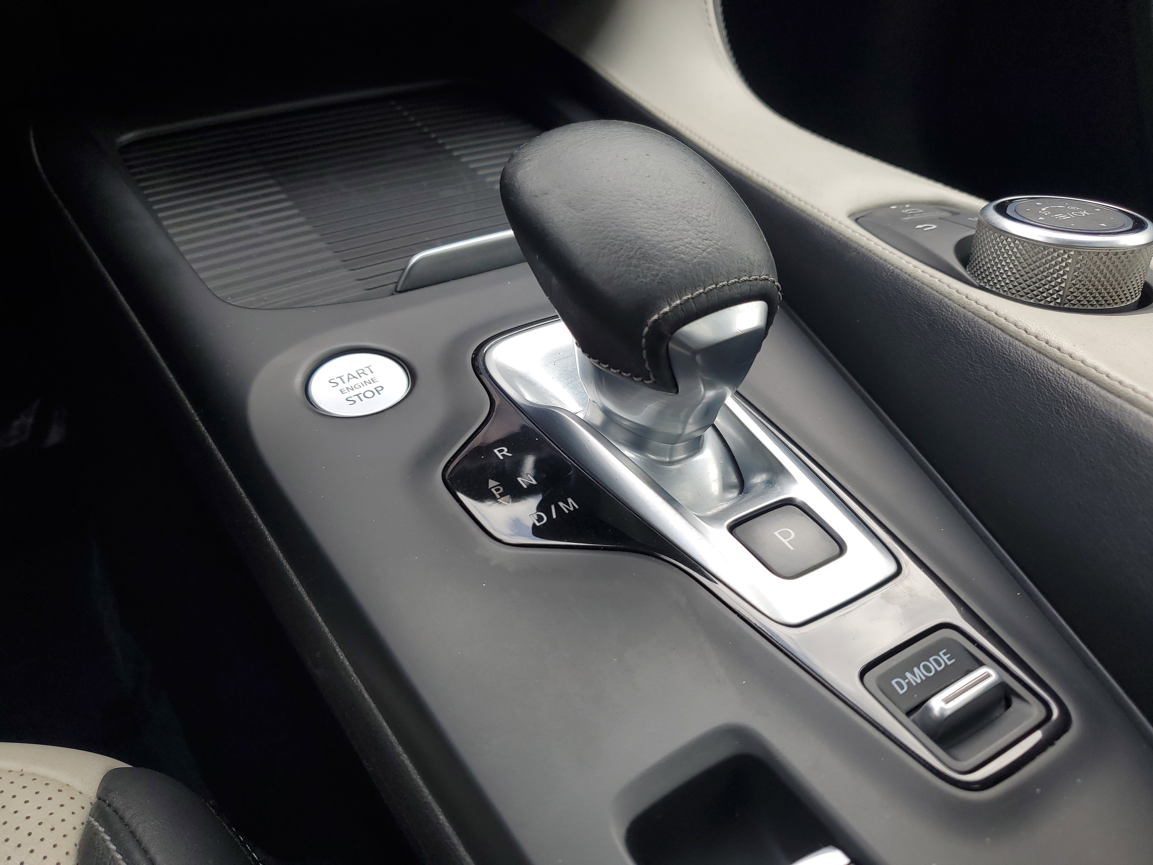 Used 2022 INFINITI QX55 Essential w/ Proassist Package image 26