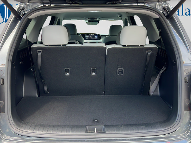 Used 2025 Hyundai Palisade SEL FWD image 10
