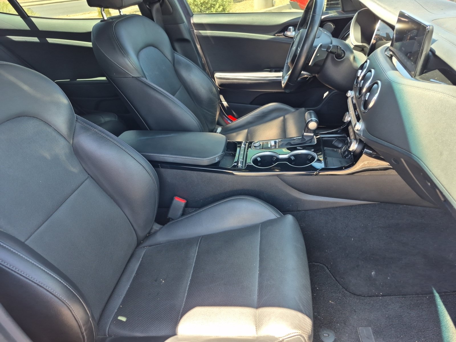 Used 2022 Kia Stinger GT-Line w/ Sun & Sound Package AWD/4WD image 23