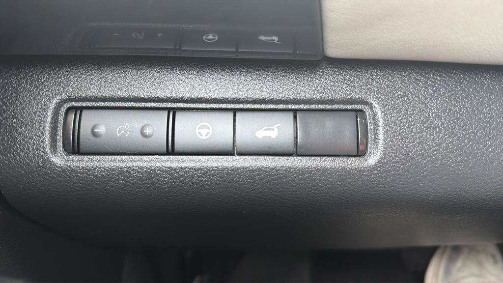 Certified 2023 Nissan Pathfinder SL image 25