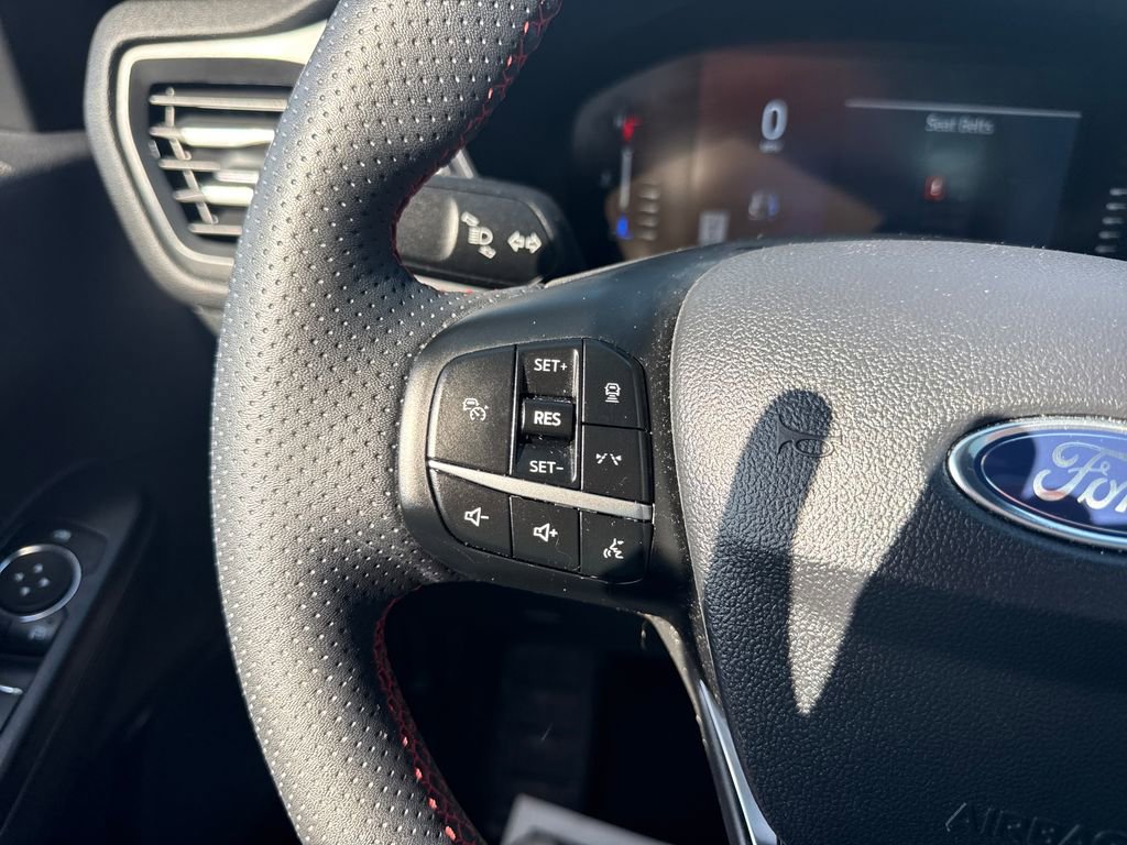 Used 2024 Ford Escape ST-Line w/ Tech Pack #1 image 33