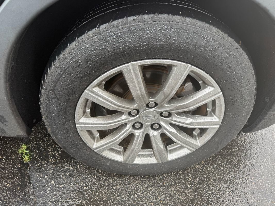 Used 2019 Cadillac XT4 Premium Luxury image 25