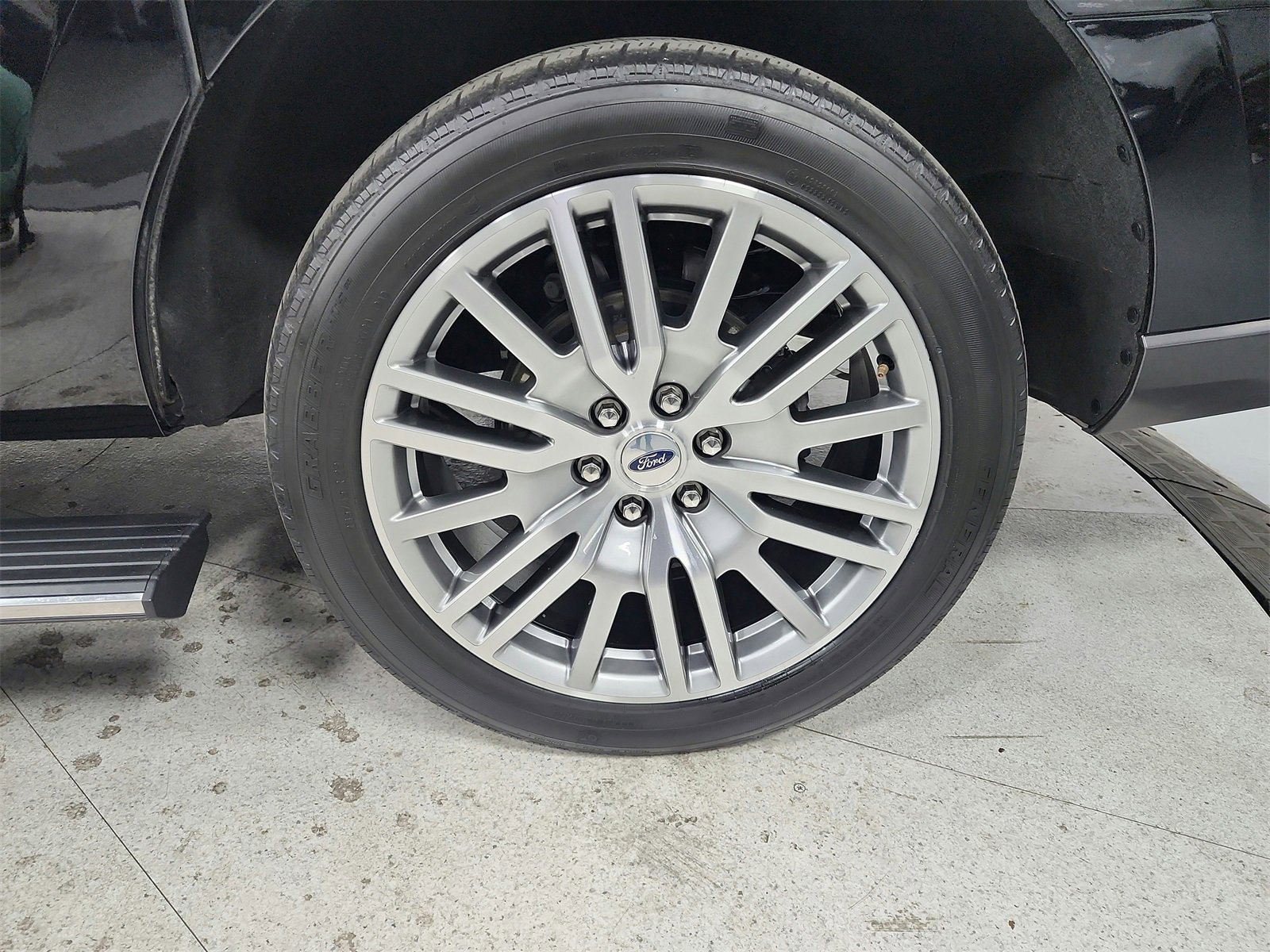 Used 2023 Ford Expedition Max Limited image 53