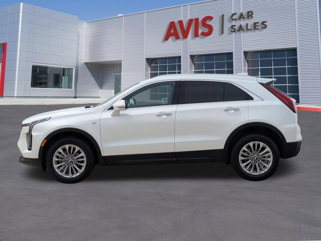 Used 2024 Cadillac XT4 Premium Luxury AWD/4WD image 10