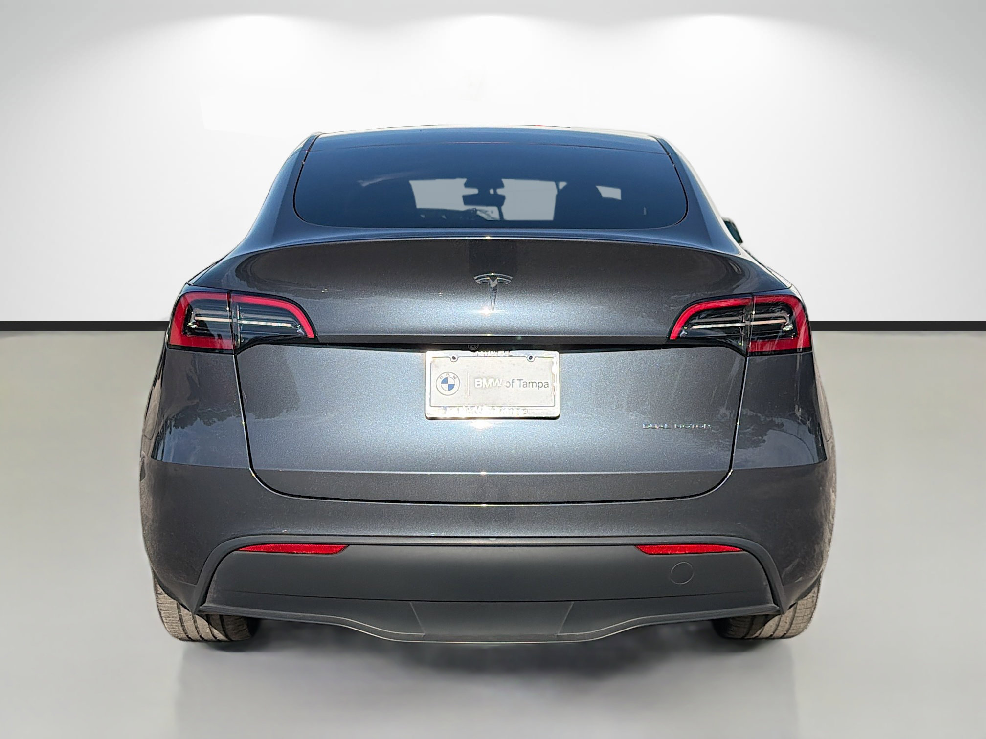 Used 2023 Tesla Model Y Long Range AWD/4WD image 4