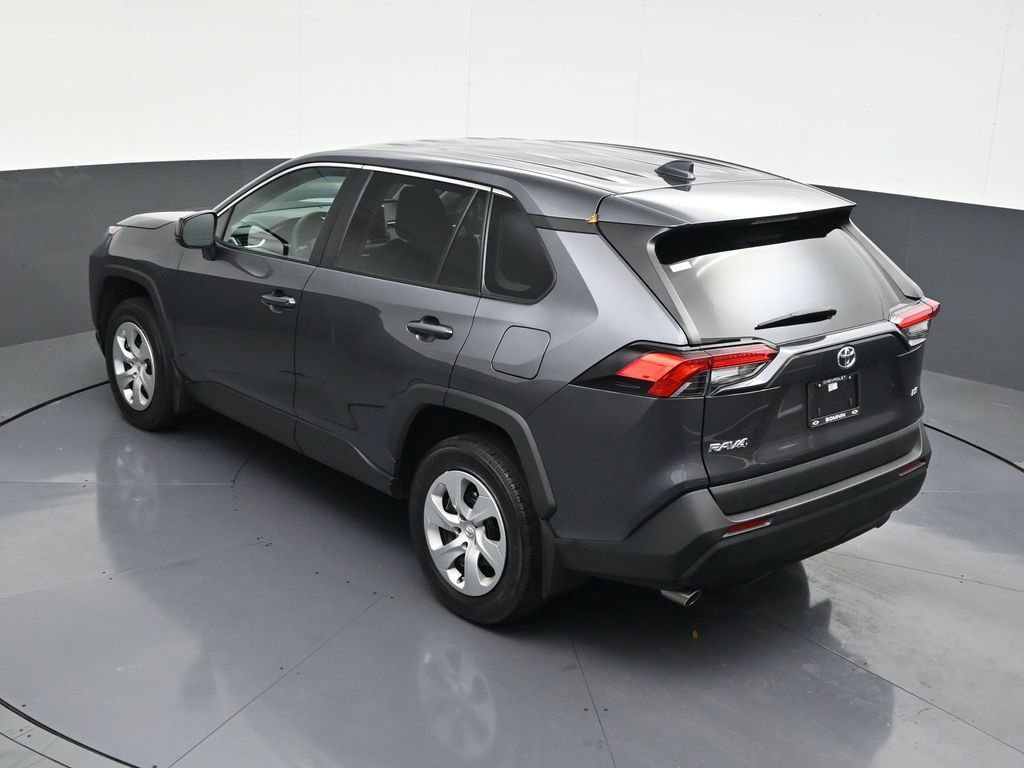 Used 2024 Toyota RAV4 LE image 17