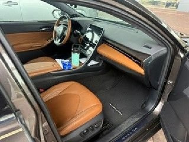 Used 2019 Toyota Avalon Limited w/ Advanced Safety Package FWD image 9