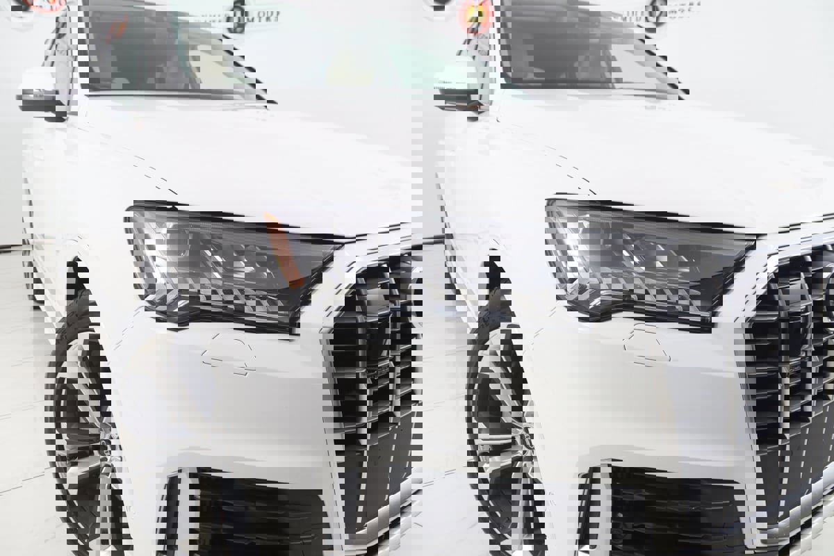 Used 2021 Audi Q7 3.0T Prestige w/ Prestige Package image 20