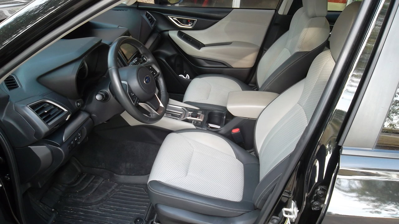 Used 2021 Subaru Forester Premium image 11