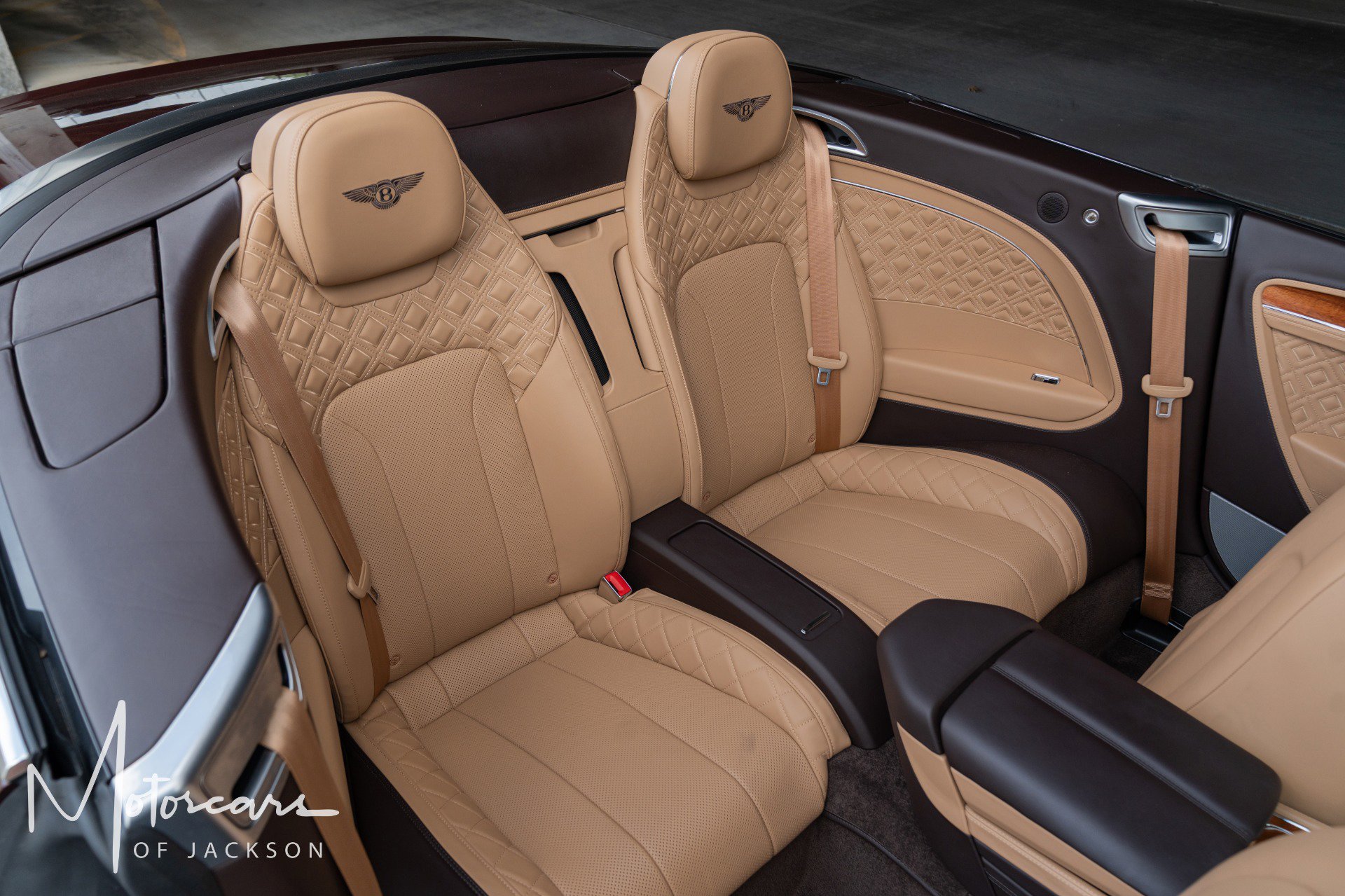 Used 2021 Bentley Continental GT V8 image 19