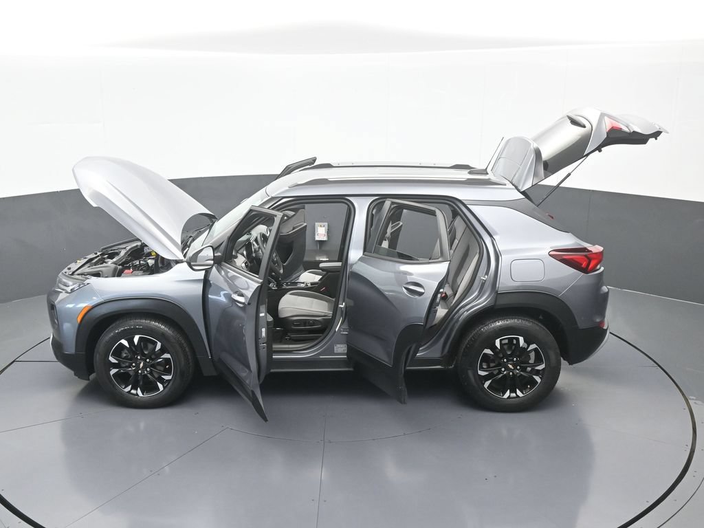 Used 2021 Chevrolet TrailBlazer LT w/ Convenience Package FWD image 62