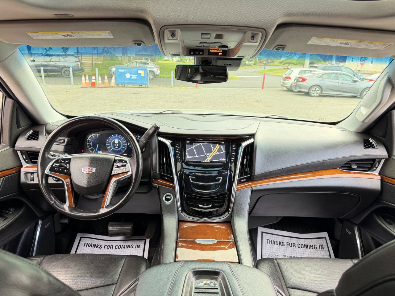 Used 2017 Cadillac Escalade Luxury AWD/4WD image 30