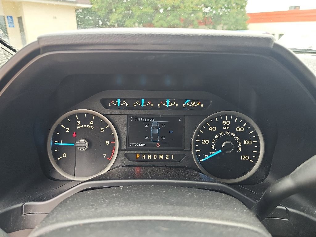 Used 2016 Ford F150 XLT w/ Equipment Group 302A Luxury RWD image 26