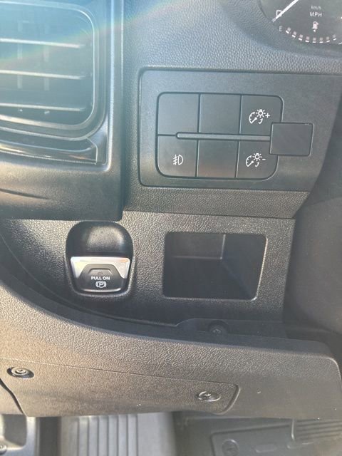 Used 2025 RAM ProMaster 2500 w/ Convenience Group image 29