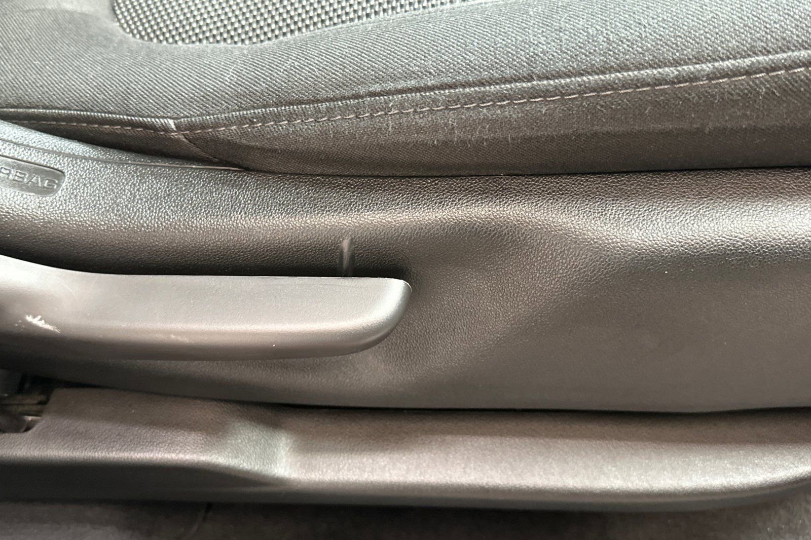 Used 2023 Chevrolet Traverse LT image 24