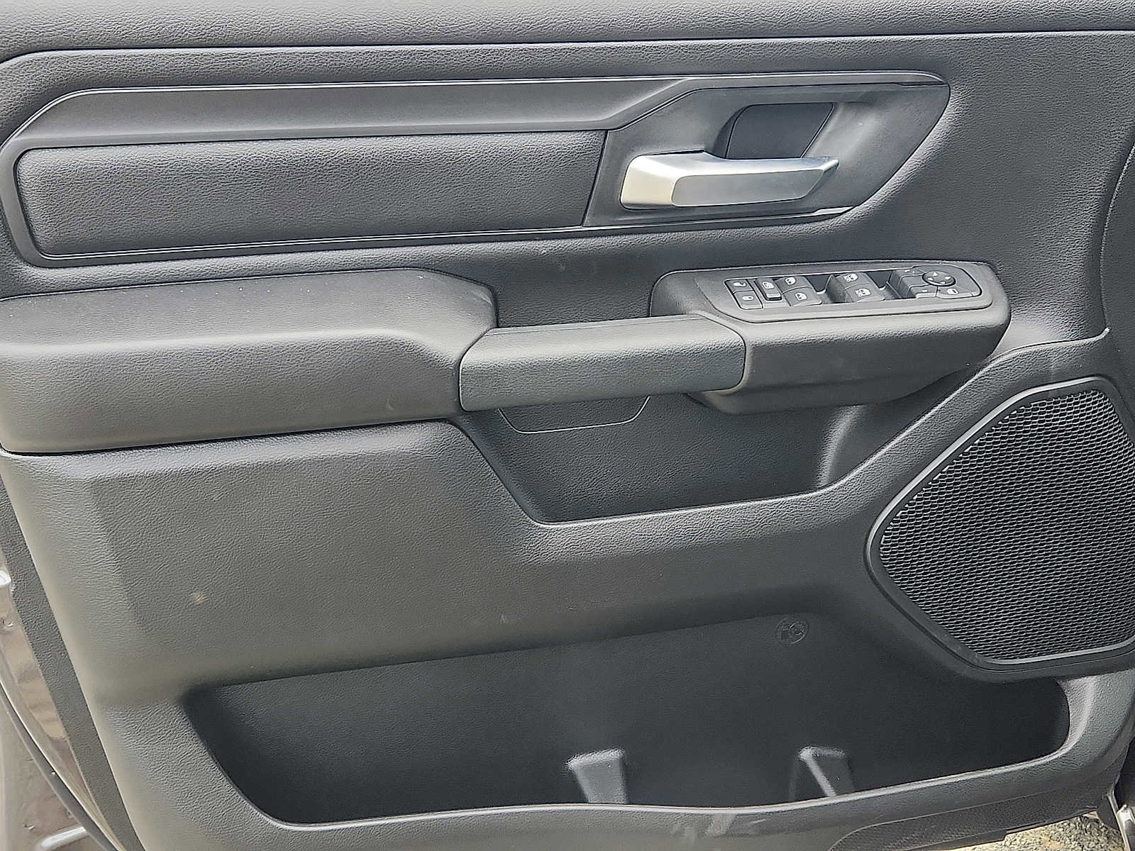 New 2025 RAM 1500 Tradesman w/ Night Edition image 8