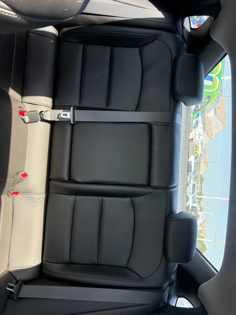 Used 2019 Chevrolet Malibu LT w/ Leather Package FWD image 23