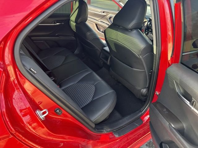 Used 2021 Toyota Camry SE image 14