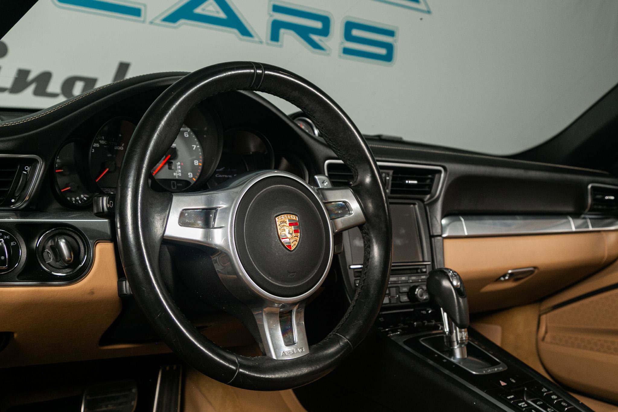 Used 2015 Porsche 911 Carrera S image 6