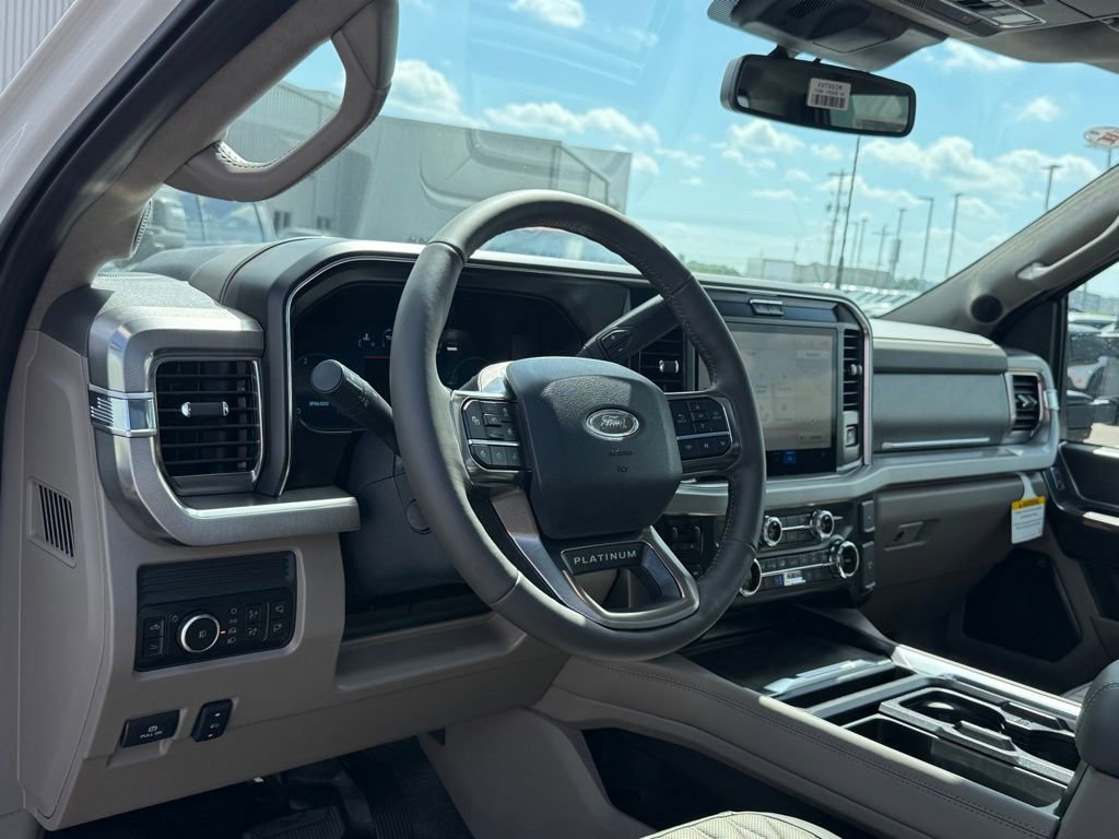 New 2026 Ford F250 Platinum w/ Platinum Plus Package AWD/4WD image 4