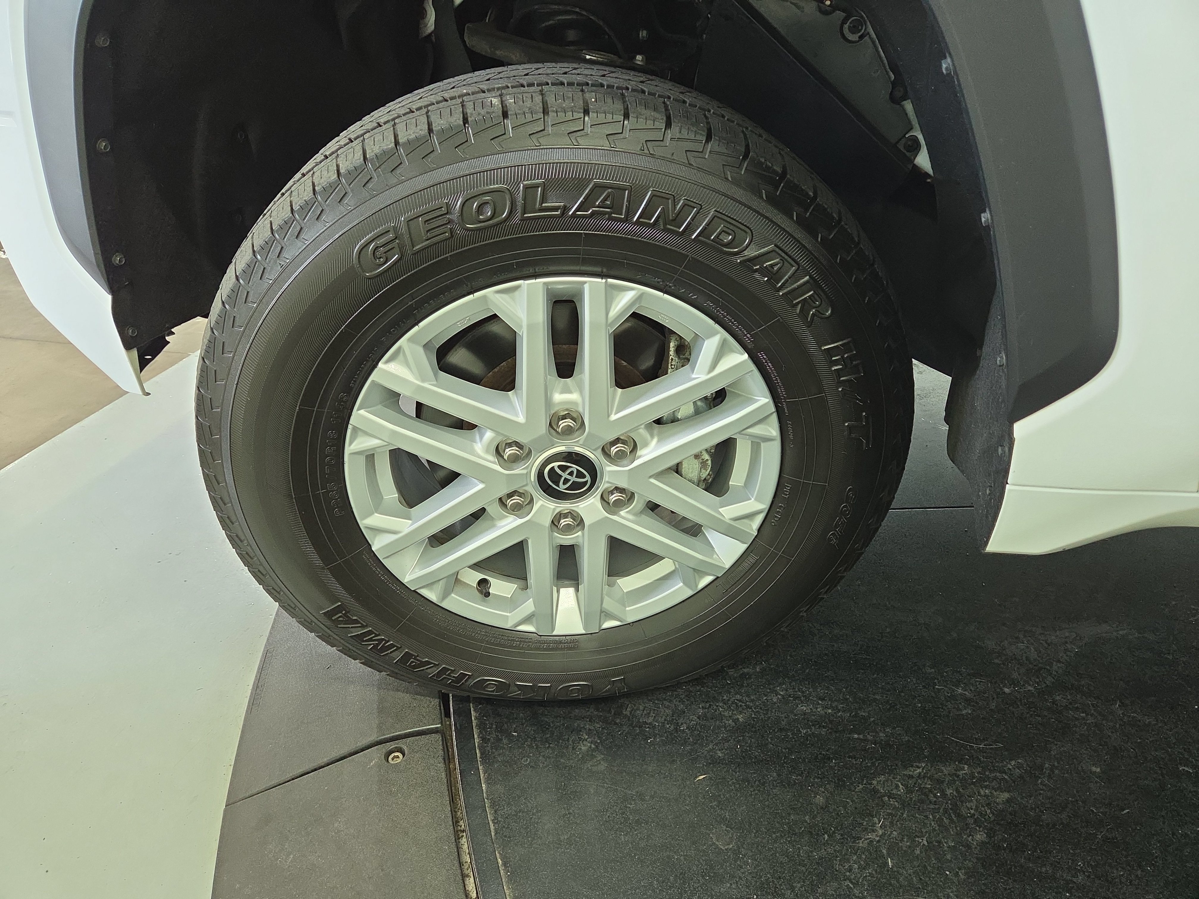 Used 2022 Toyota Tundra SR5 AWD/4WD image 24