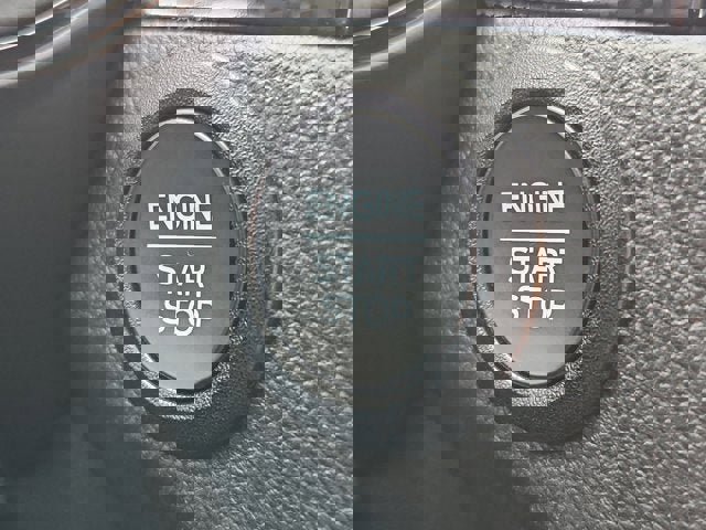 Certified 2025 Ford Escape ST-Line image 20