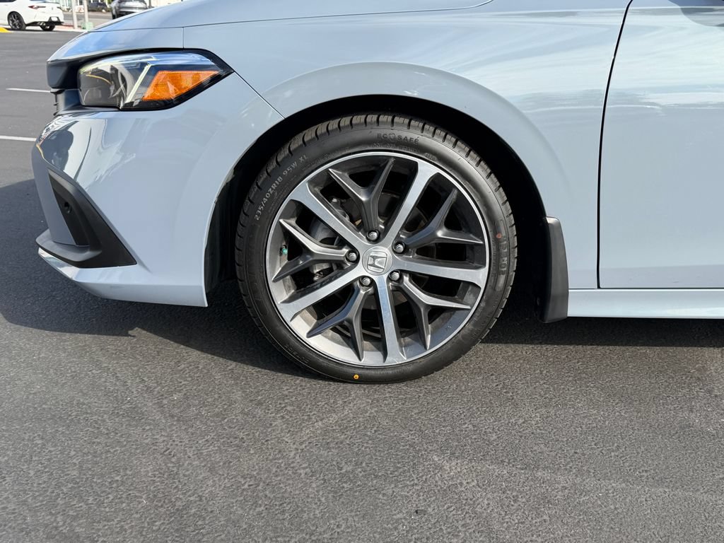 Used 2022 Honda Civic Touring image 6