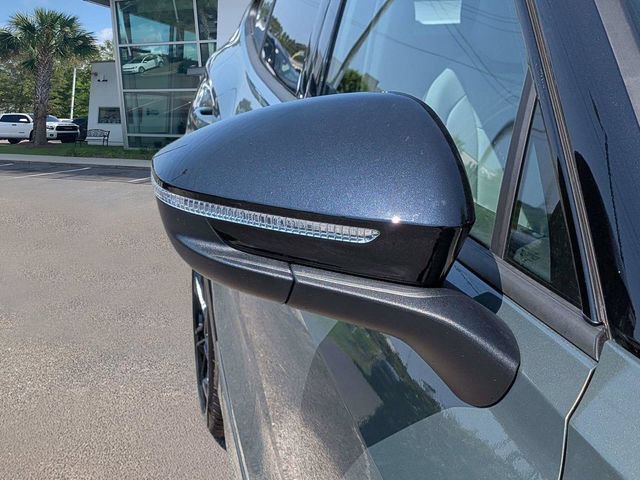 New 2026 Volkswagen Tiguan SE R-Line FWD image 12