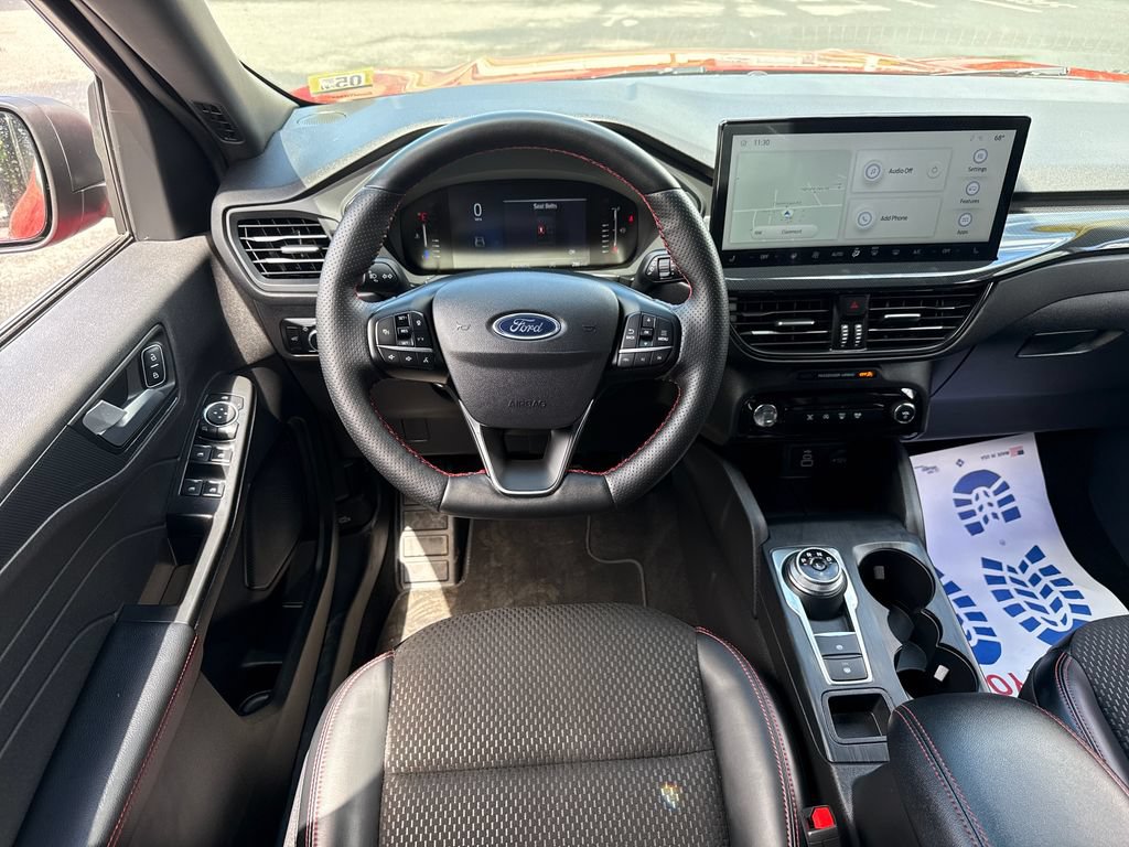 Used 2024 Ford Escape ST-Line w/ Tech Pack #1 AWD/4WD image 15