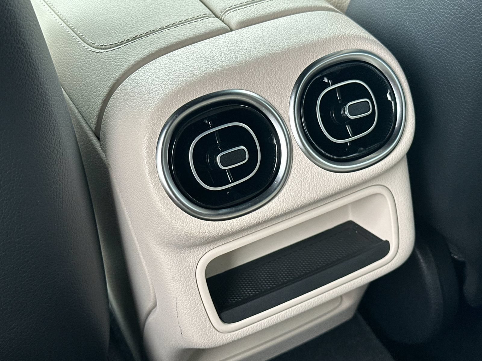 Certified 2023 Mercedes-Benz GLC 300 image 13