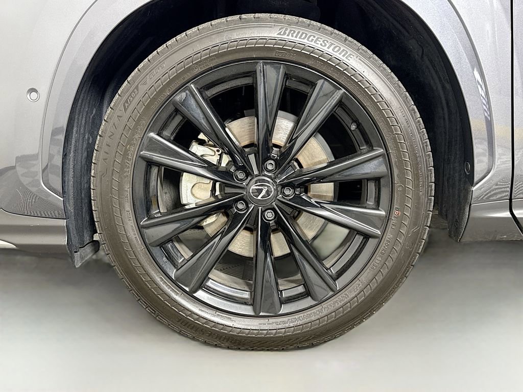 Certified 2025 Lexus NX 450h+ F Sport w/ Accessory Package (2T) image 33