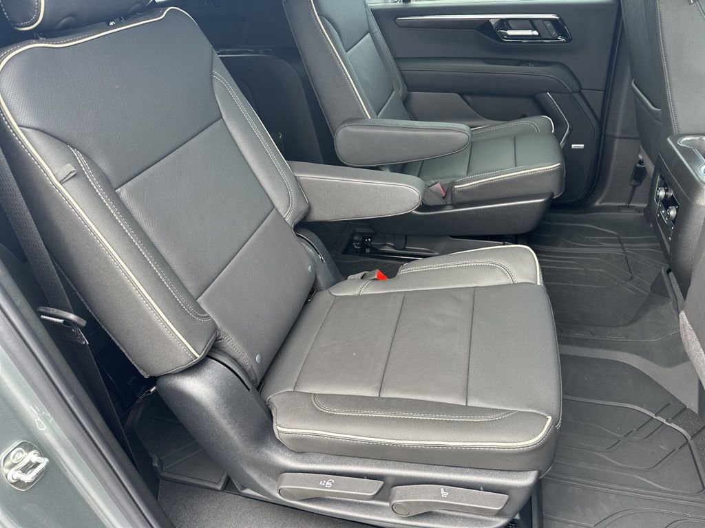 New 2026 Chevrolet Suburban Premier w/ Sun And Tow Package image 33