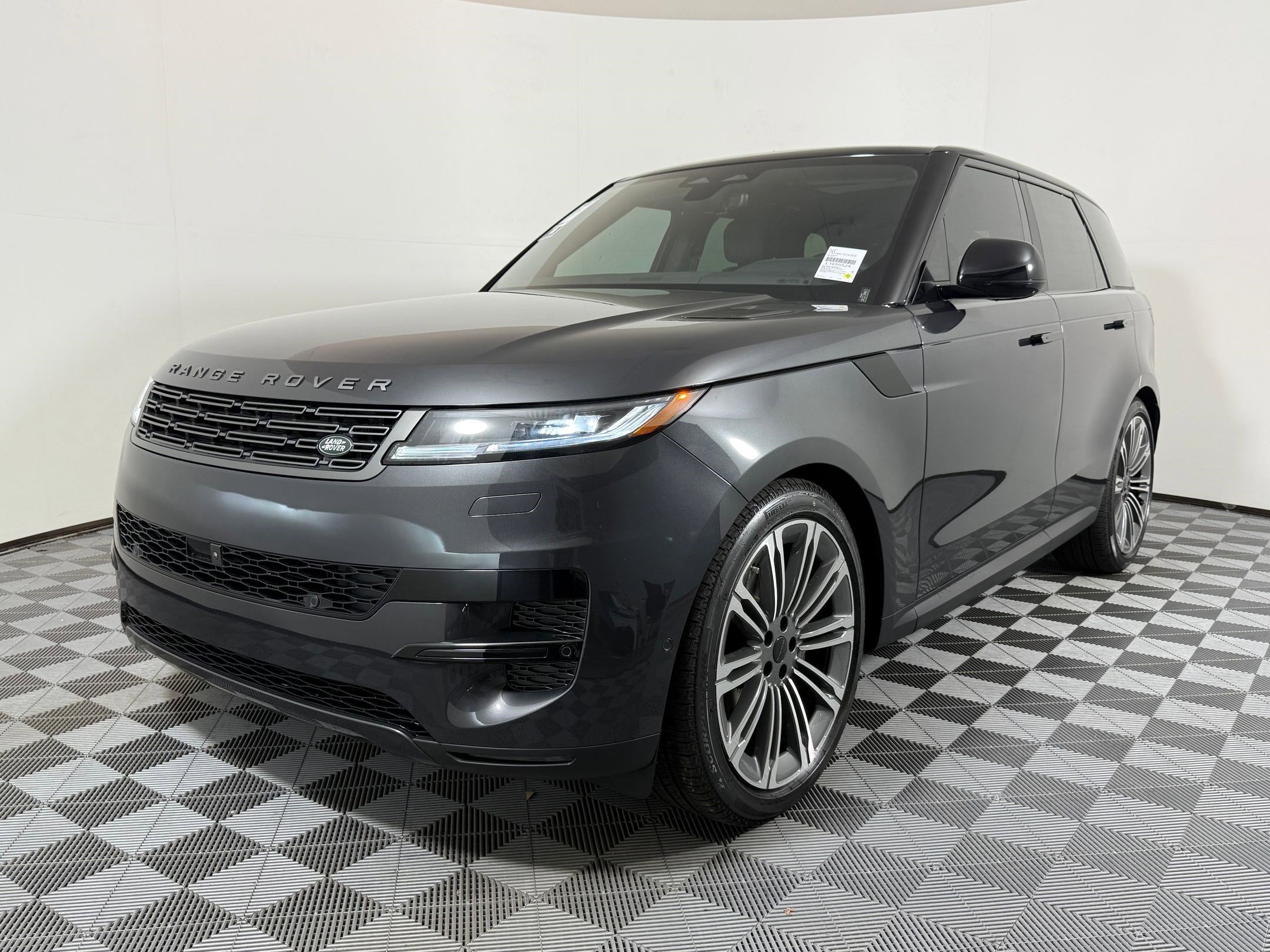 New 2026 Land Rover Range Rover Sport SE AWD/4WD image 1