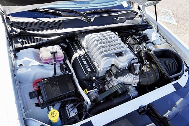 Used 2019 Dodge Challenger SRT Hellcat Redeye image 35
