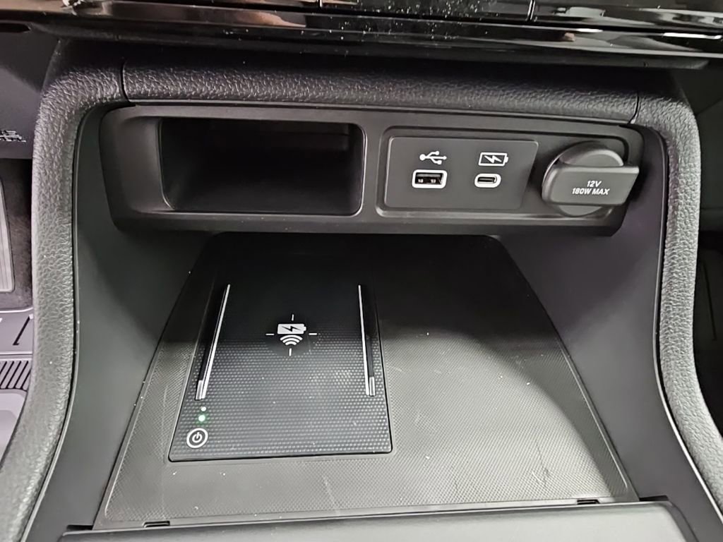 New 2025 Honda Pilot Touring image 21