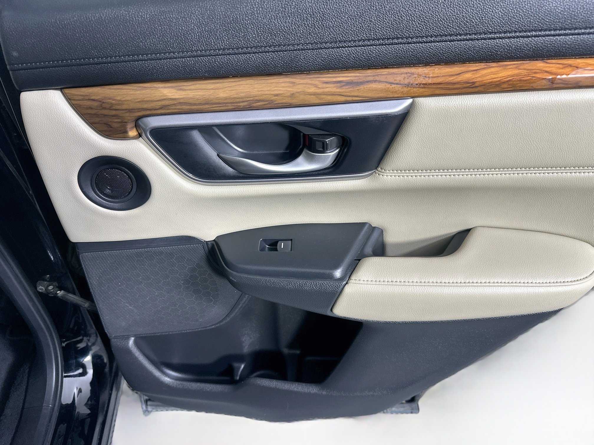Used 2018 Honda CR-V EX-L image 30