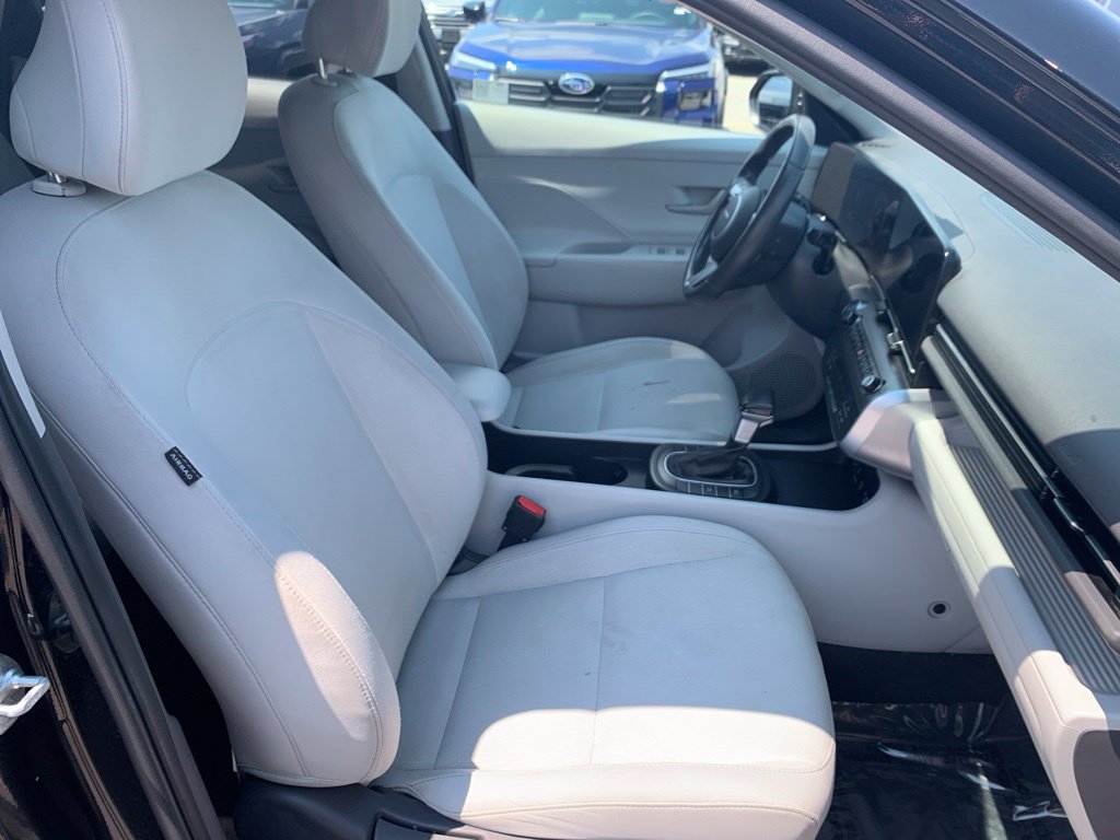 Used 2025 Hyundai Kona SEL AWD/4WD image 19