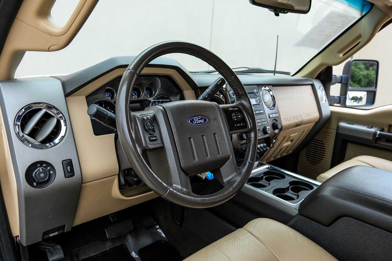 Used 2012 Ford F250 Lariat w/ FX4 Off Road Pkg AWD/4WD image 3