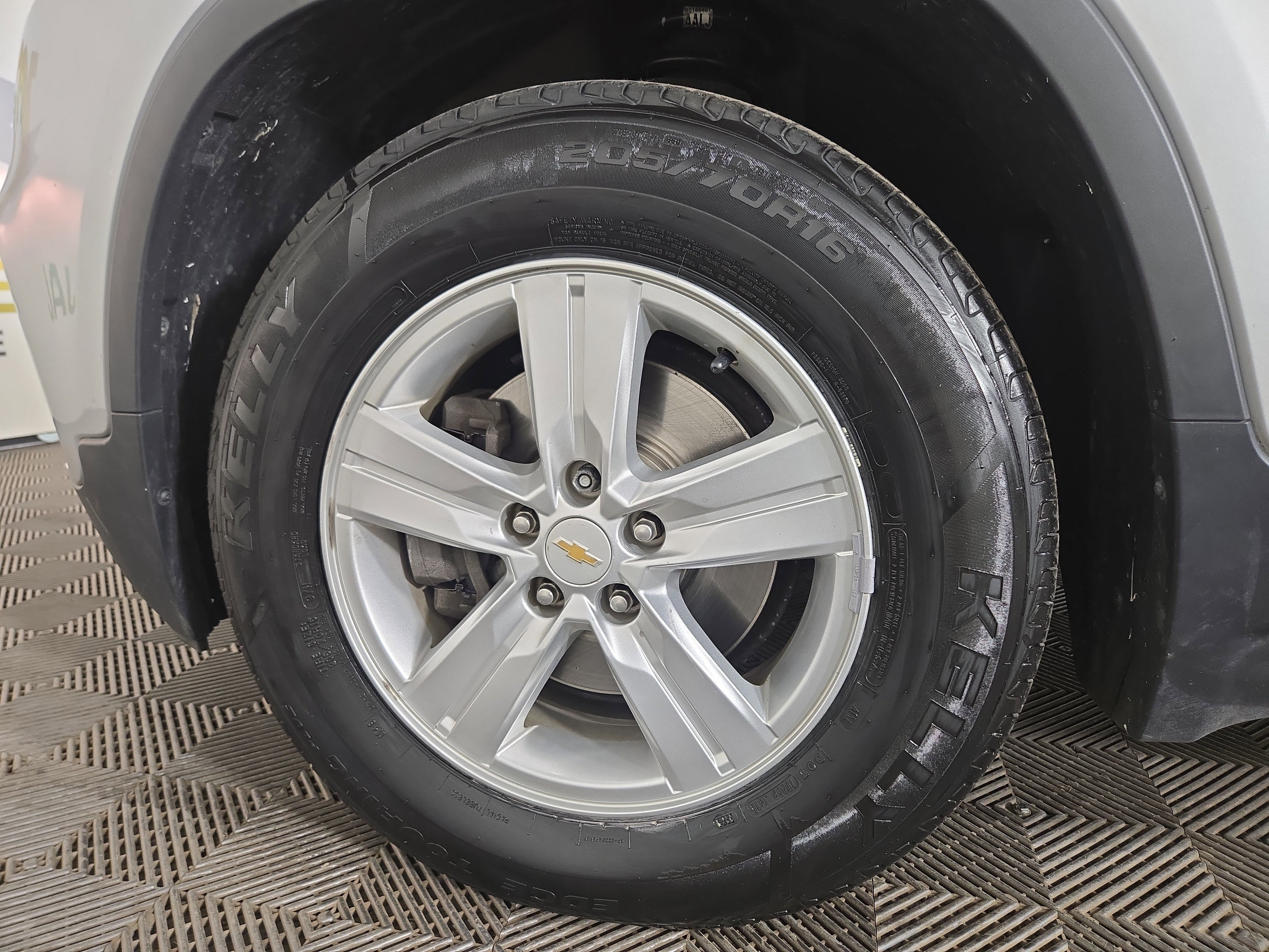 Certified 2020 Chevrolet Trax LS w/ Tint and Cruise Package image 30