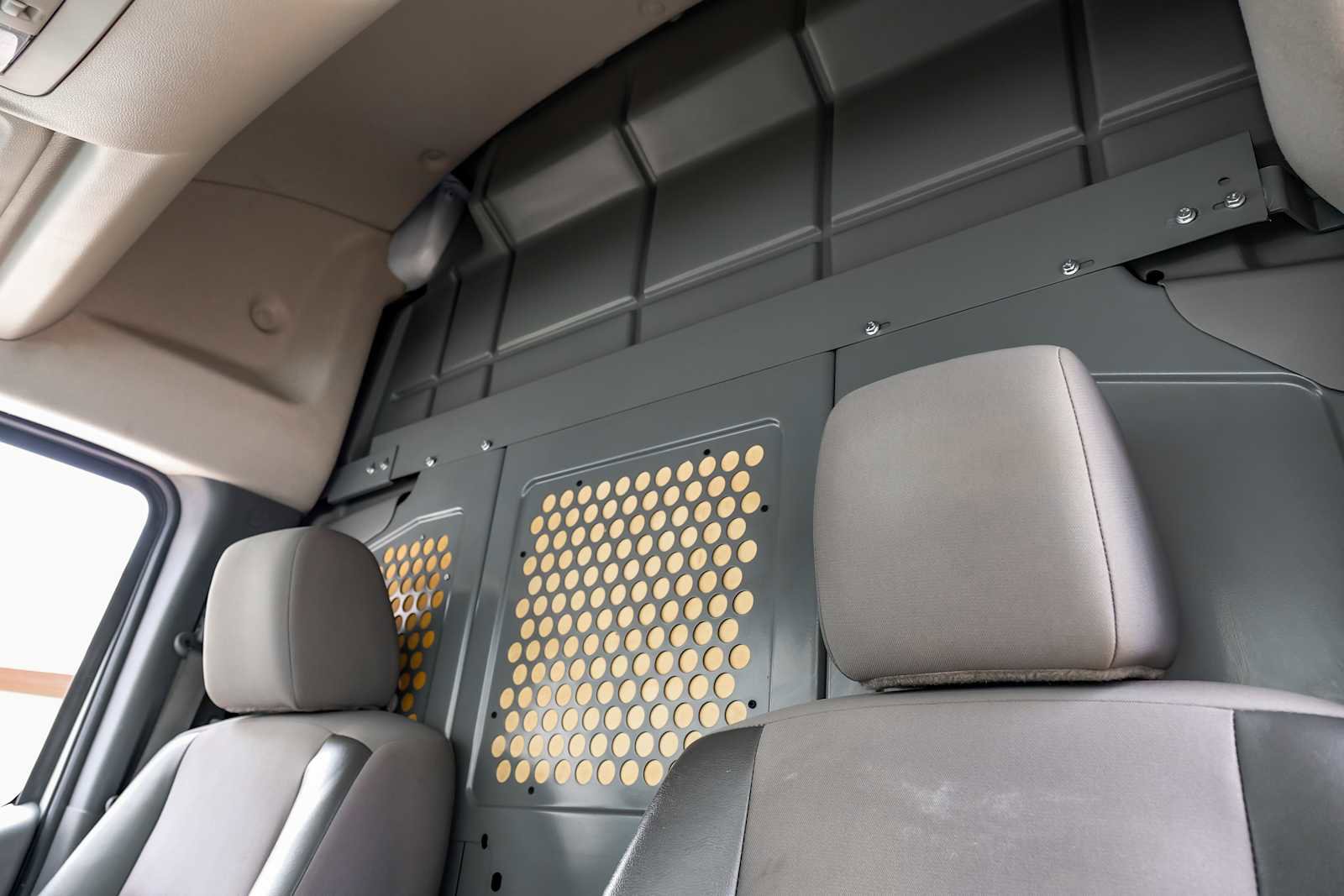 Used 2020 Nissan NV 2500 SV image 32