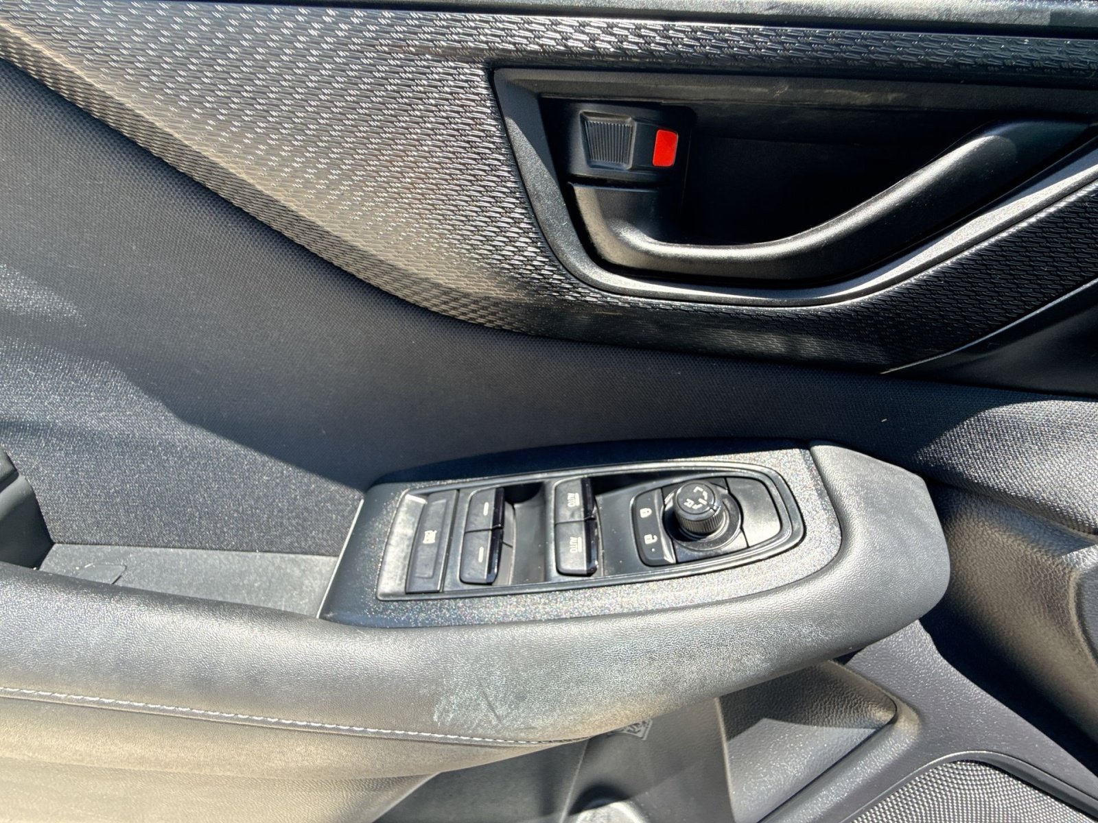 Used 2020 Subaru Outback AWD/4WD image 15
