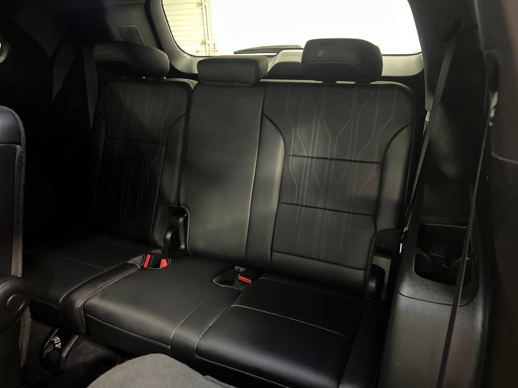 Certified 2025 Buick Enclave Avenir w/ Super Cruise Package AWD/4WD image 15