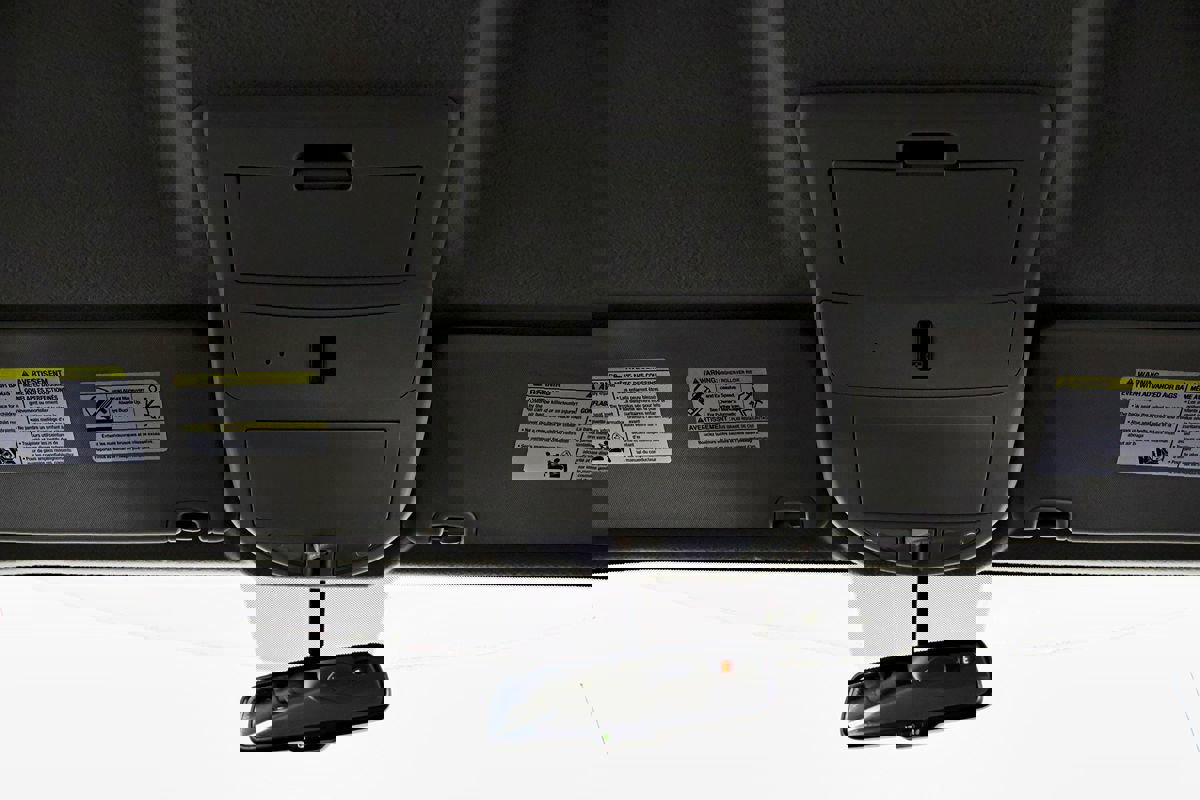 Used 2015 Nissan Titan SV image 49