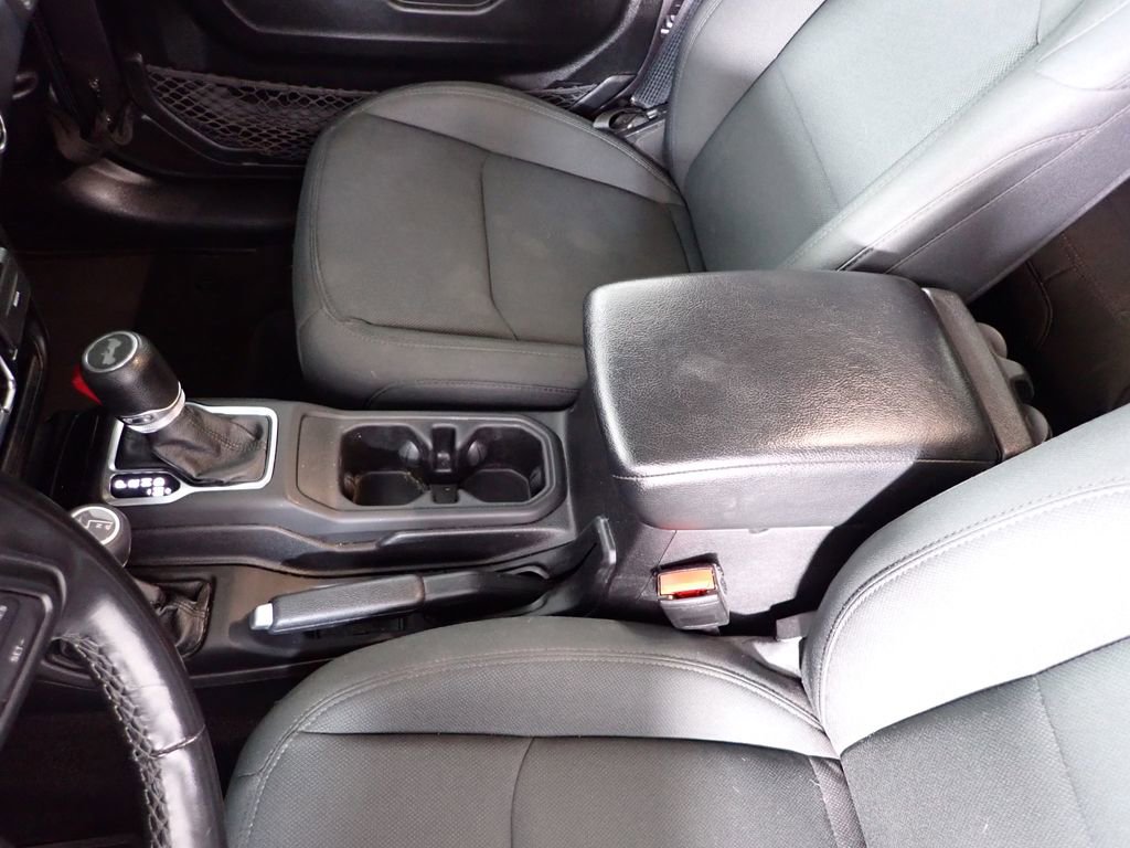Used 2021 Jeep Wrangler Unlimited Sport image 31
