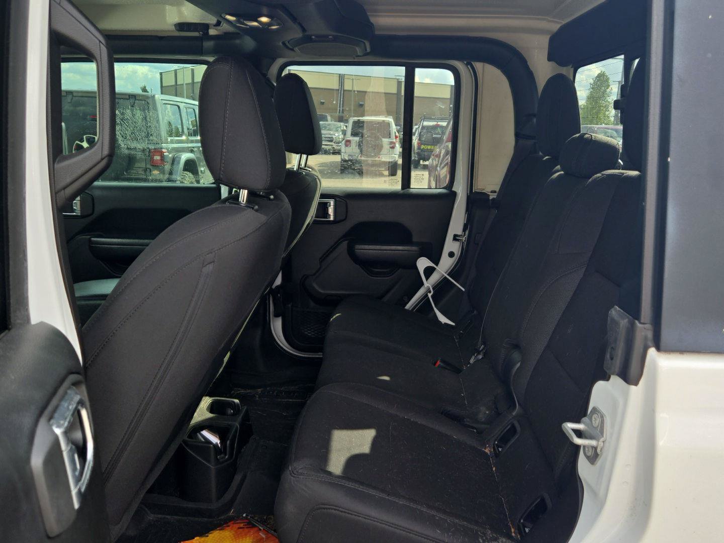 Used 2022 Jeep Gladiator Sport AWD/4WD image 15