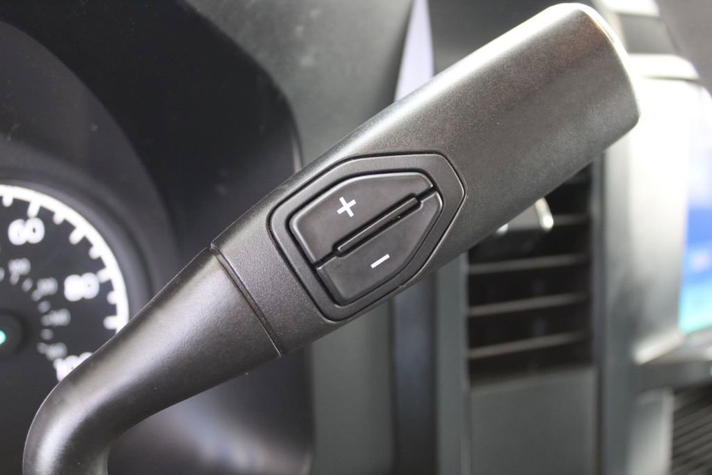 Used 2023 Ford F550 4x4 Regular Cab Super Duty image 28