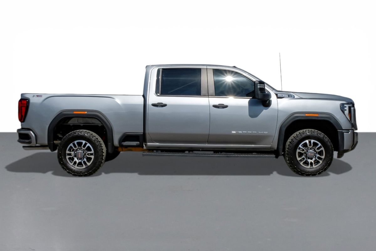 Used 2024 GMC Sierra 3500 Pro image 5