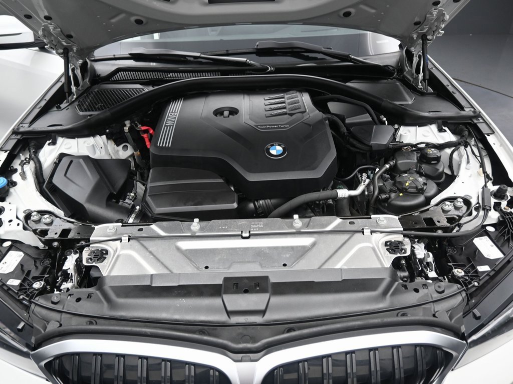 Used 2024 BMW 330i xDrive Sedan w/ Premium Package image 39